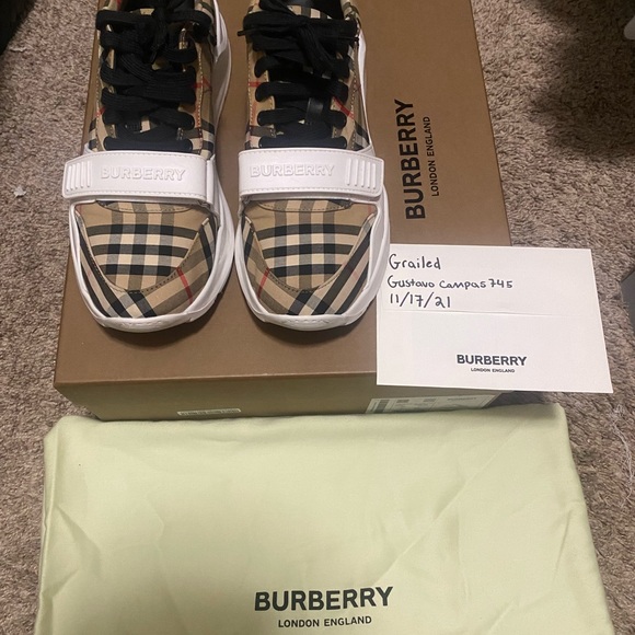 Burberry sneakers - Picture 8 of 10